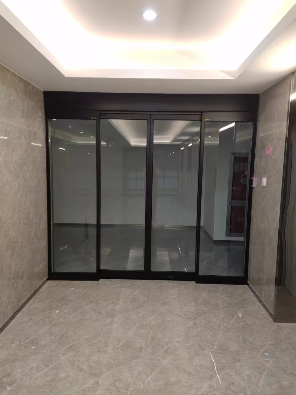 阜宁县玻璃伸缩门